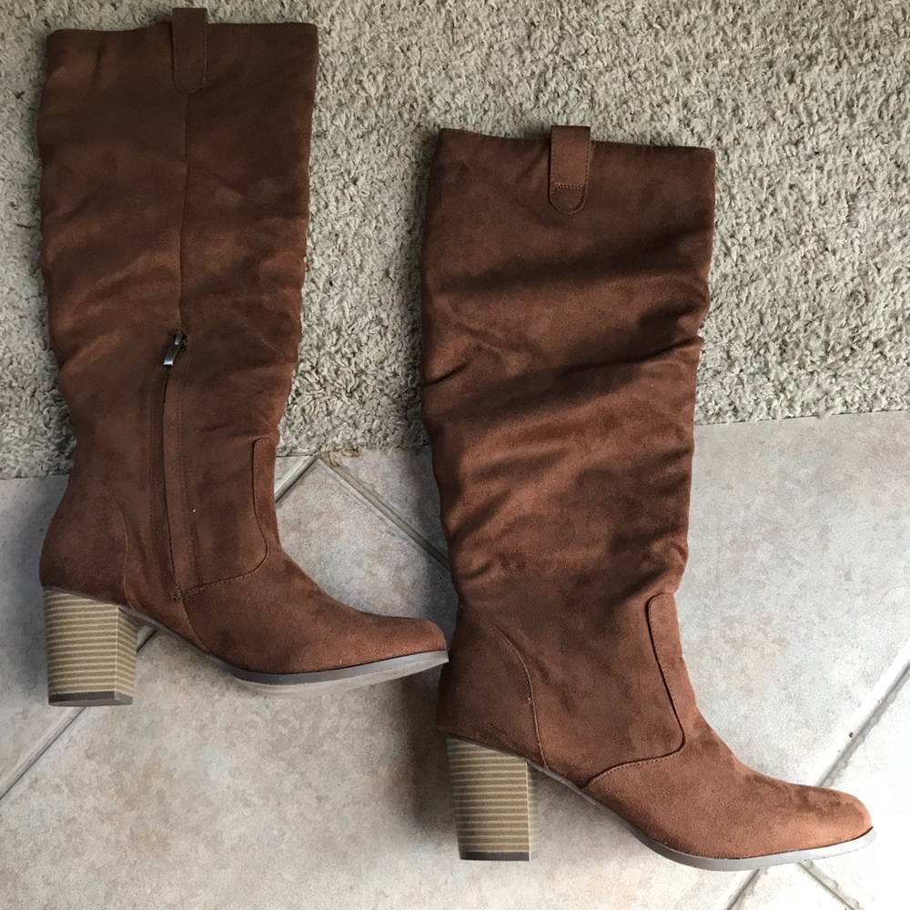Maurice’s Faux Suede Boots ✨NWOT✨